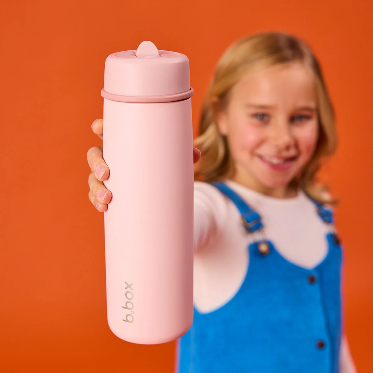 23oz insulated water bottle with flip top - blush crush - Image 3