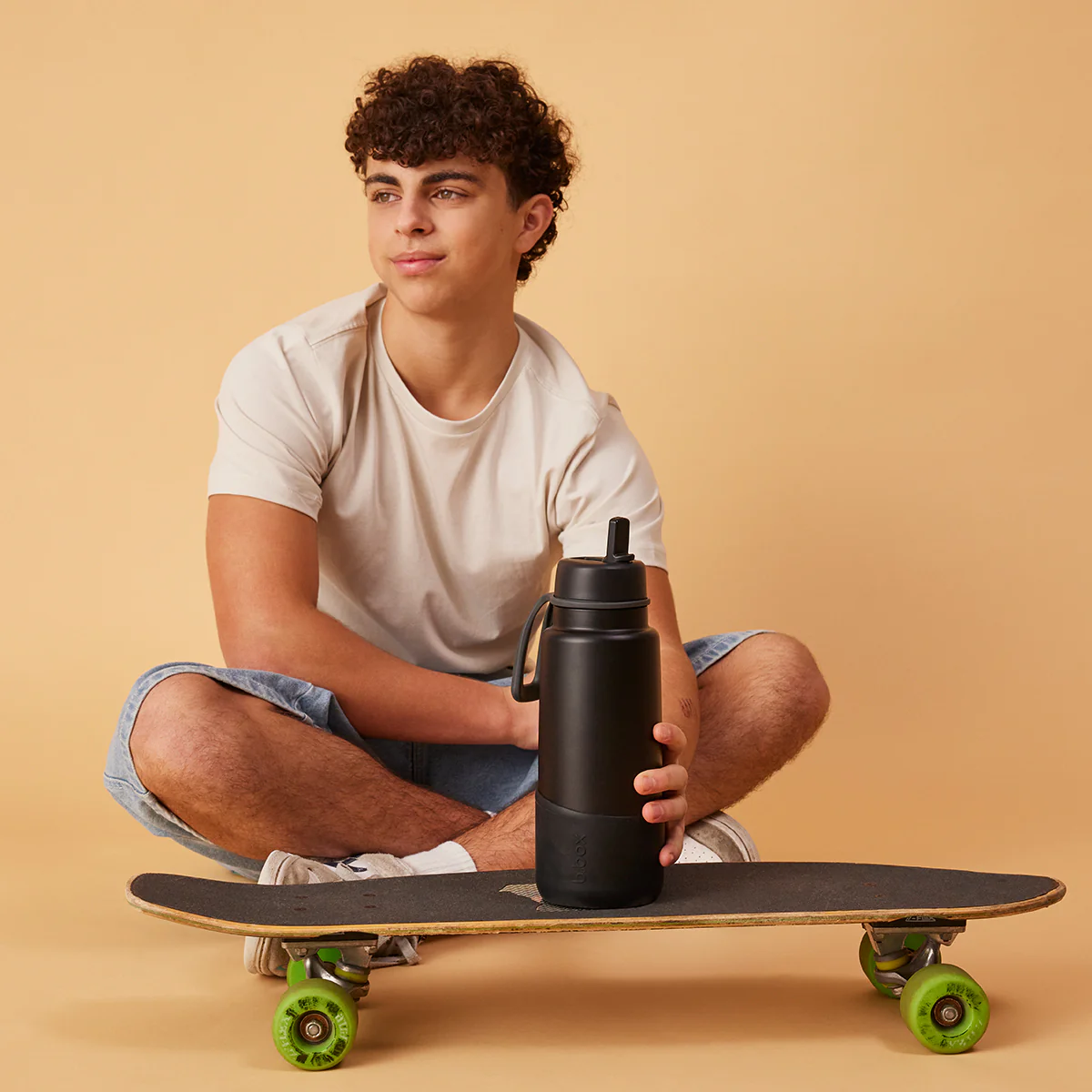 34oz insulated flip top bottle bumper - deep space - Image 4