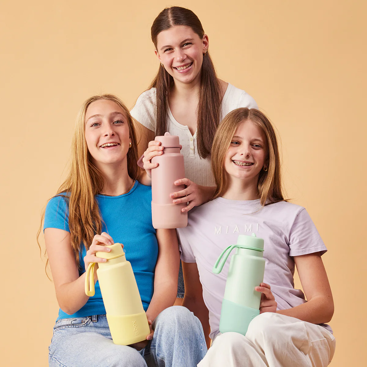 34oz insulated flip top bottle bumper - lemon twist - Image 3