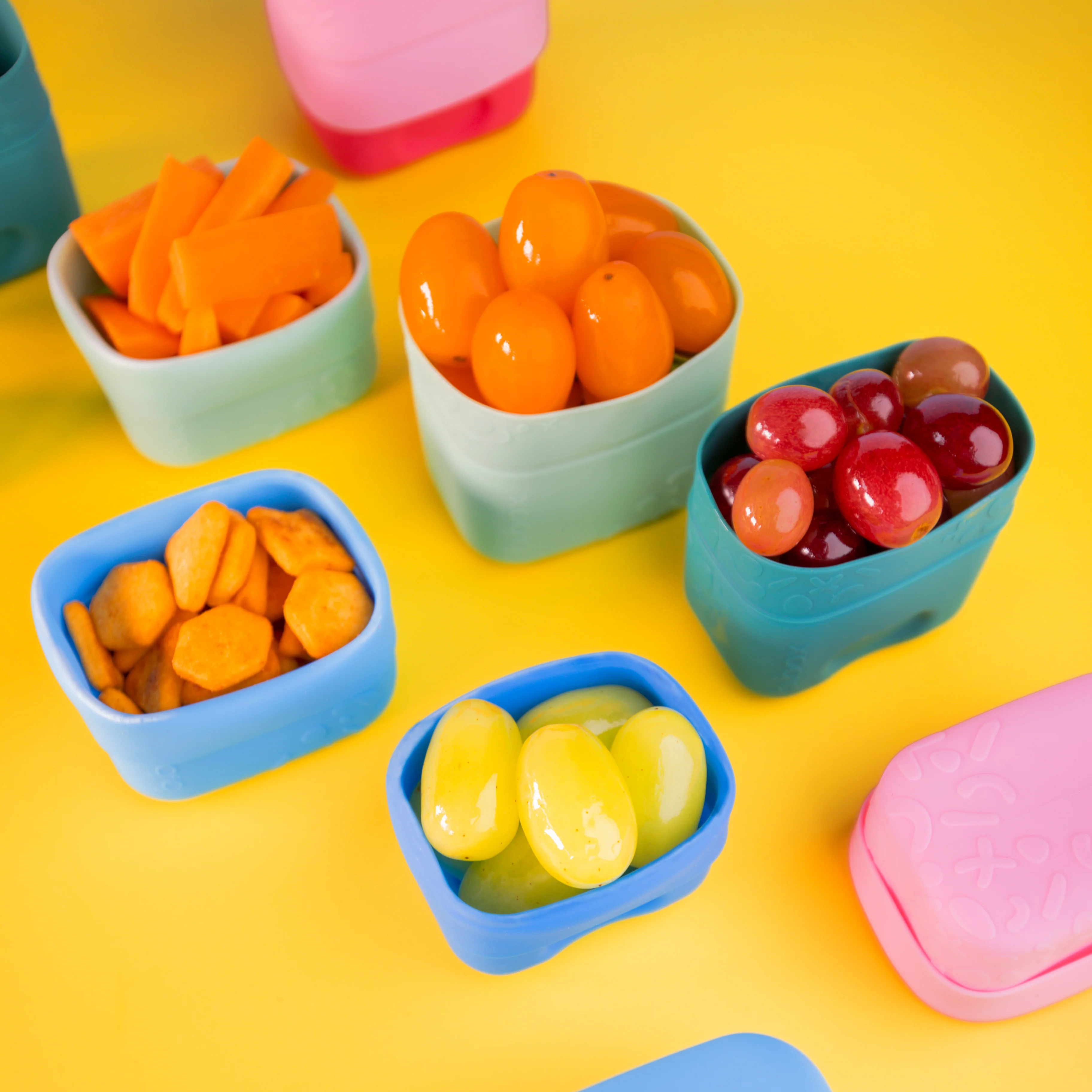 Silicone snack cups - berry - Image 4