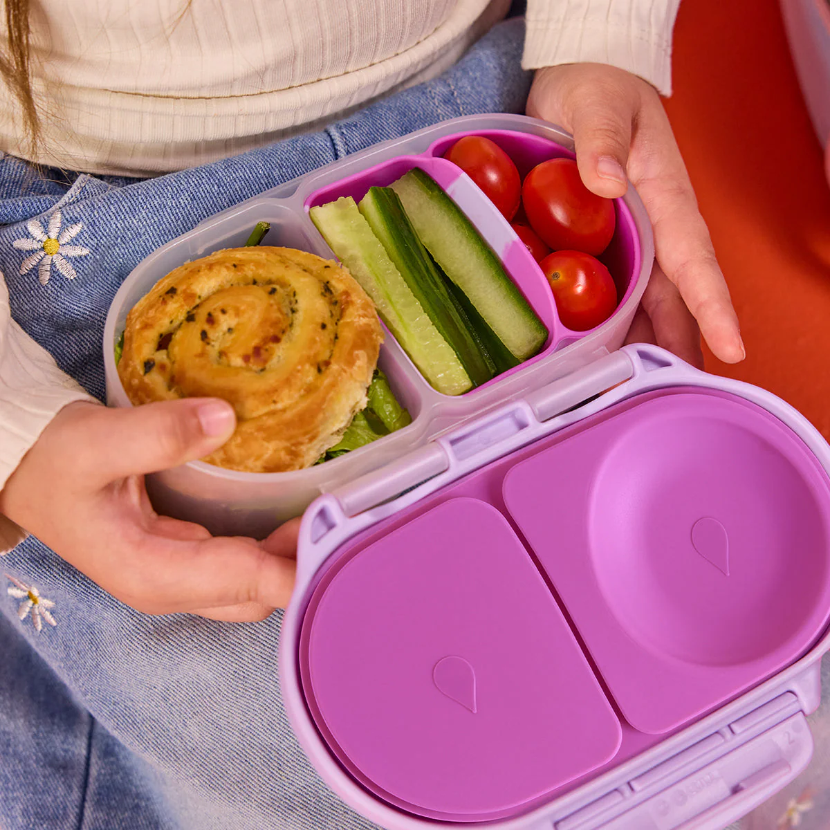 silicone bento buddy - snackbox - cosmic - Image 3